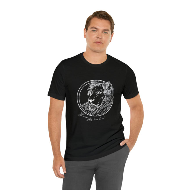 Courage Dear Heart Narnia Writer and Author T-shirt - Image 6